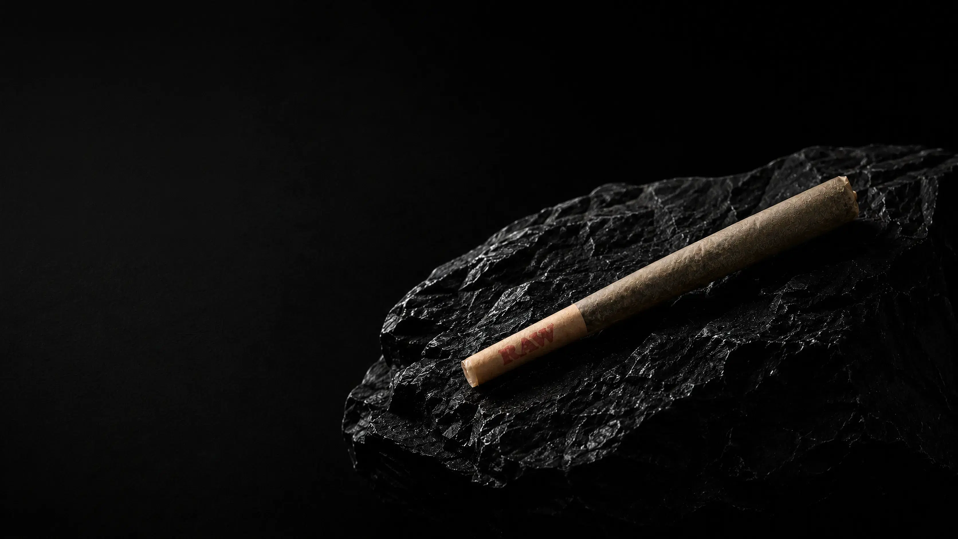 Level Up premium hemp flower packaging